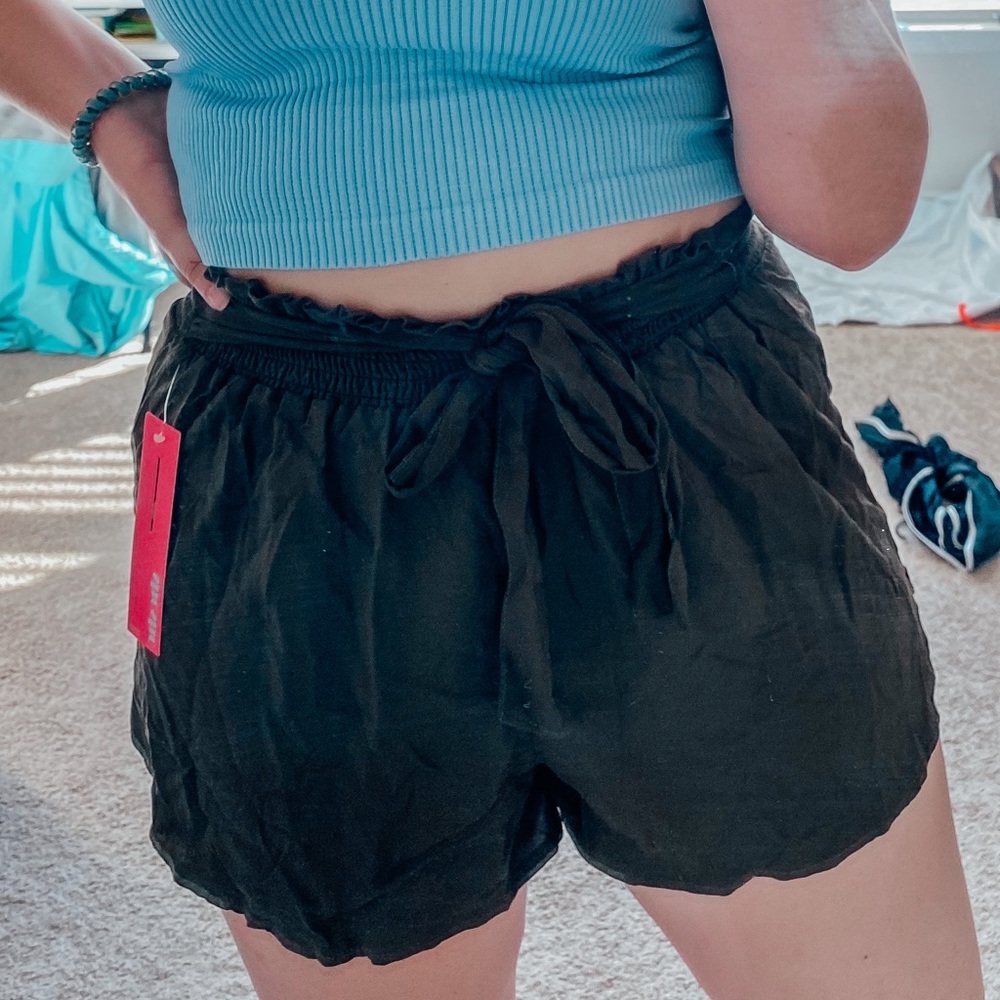 dark green paper bag shorts!